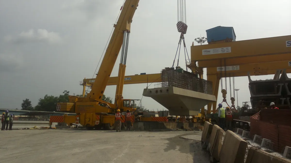 Bridge girder lift