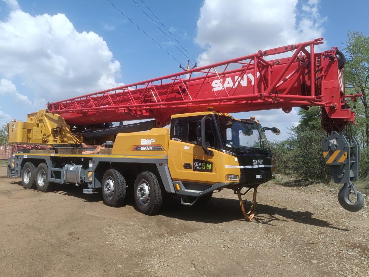 SANY STC800T5 80 MT hydraulic truck mounted crane